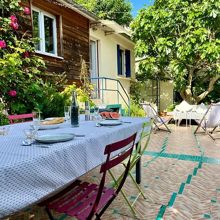 House Garden Paris *
